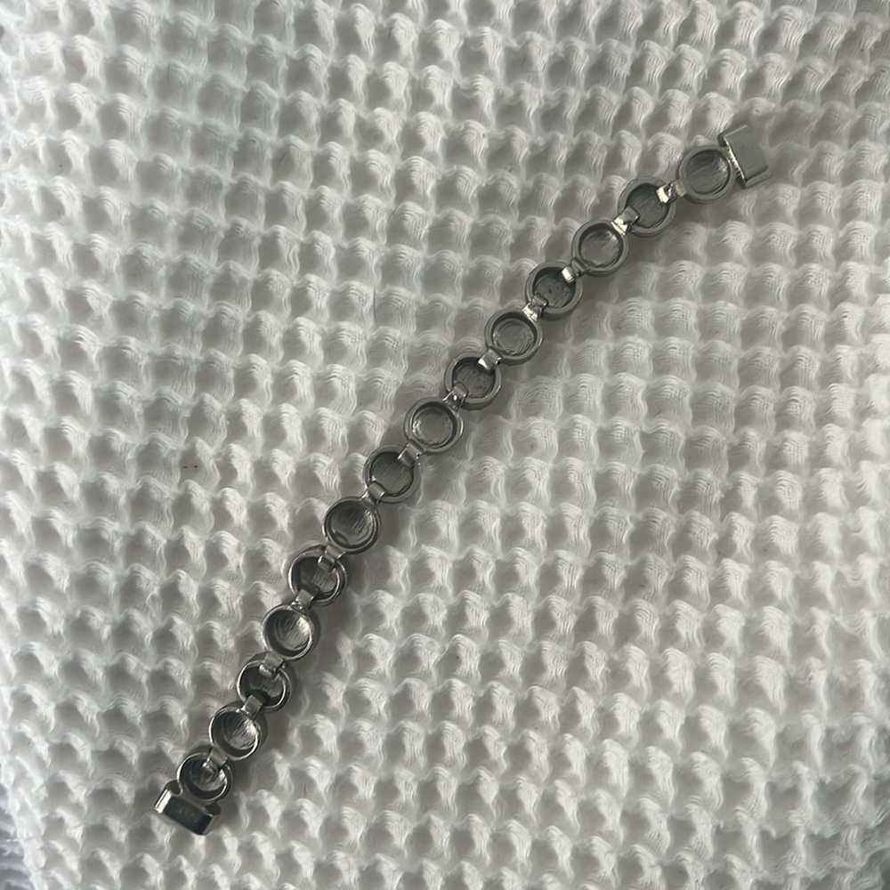 Abercrombie and Fitch Bracelet - Picture 6 of 6